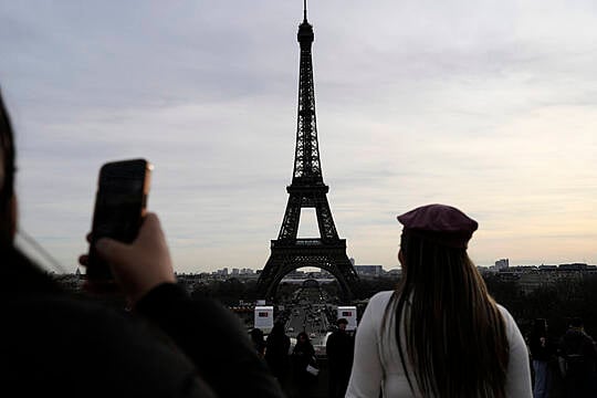 Eiffel Tower Closed As Workers Strike On 100Th Anniversary Of Creator’s Death