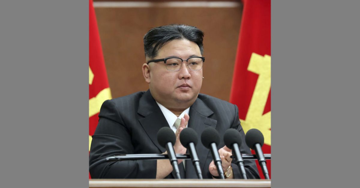 Ким Чен Ун обеща да засили готовността на Северна Корея за война