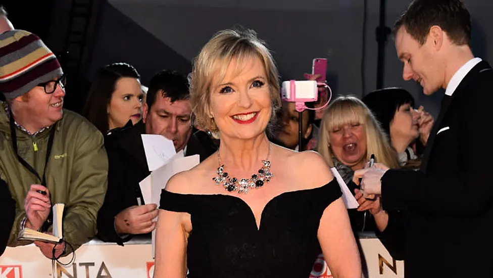 Bbc Weather Presenter Carol Kirkwood (61) Marries Partner In Private Ceremony