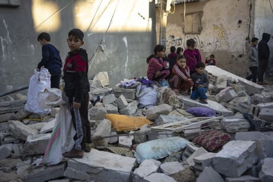 Air Strikes Hit Refugee Camps In Gaza As Us Approves New Weapons Sales To Israel