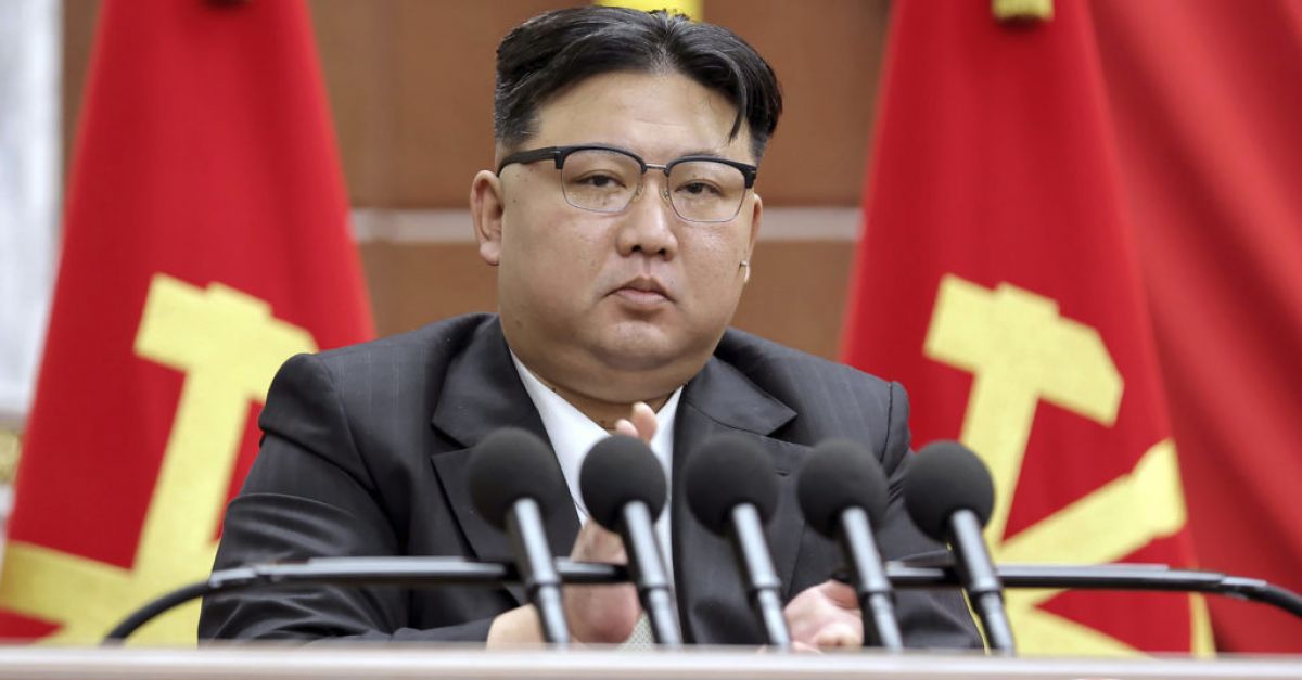 Севернокорейският лидер Ким Чен Ун каза че страната му ще