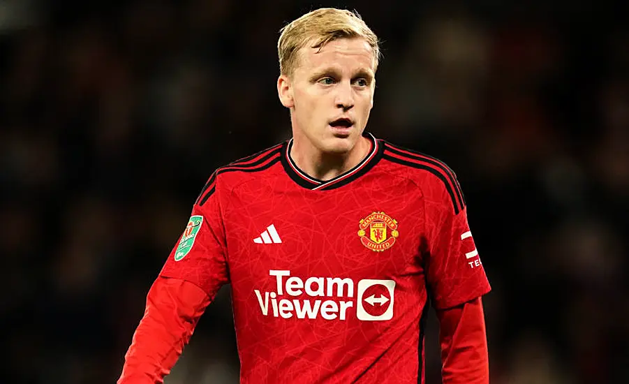 Man Utd Midfielder Donny Van De Beek Joins Eintracht Frankfurt On Loan