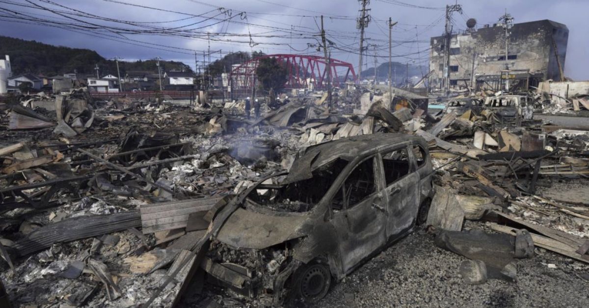 Мощни земетресения оставиха най-малко 30 жертви по западното крайбрежие на Япония