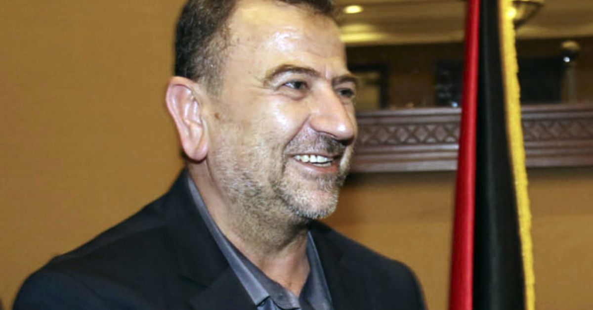 Хамас казва, че високопоставен служител е убит при експлозия южно от Бейрут