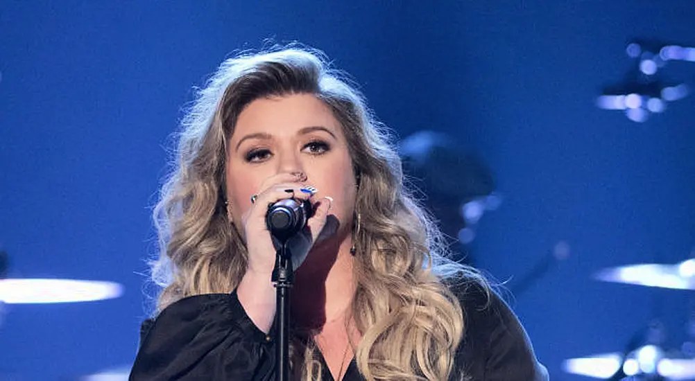 Kelly Clarkson Says Depression That Comes With Divorce Is ‘Extraordinarily Hard’