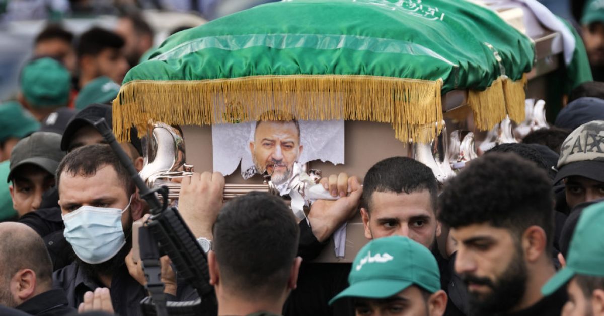Погребение на висш служител на Хамас, убит при очевидно израелски удар в Бейрут
