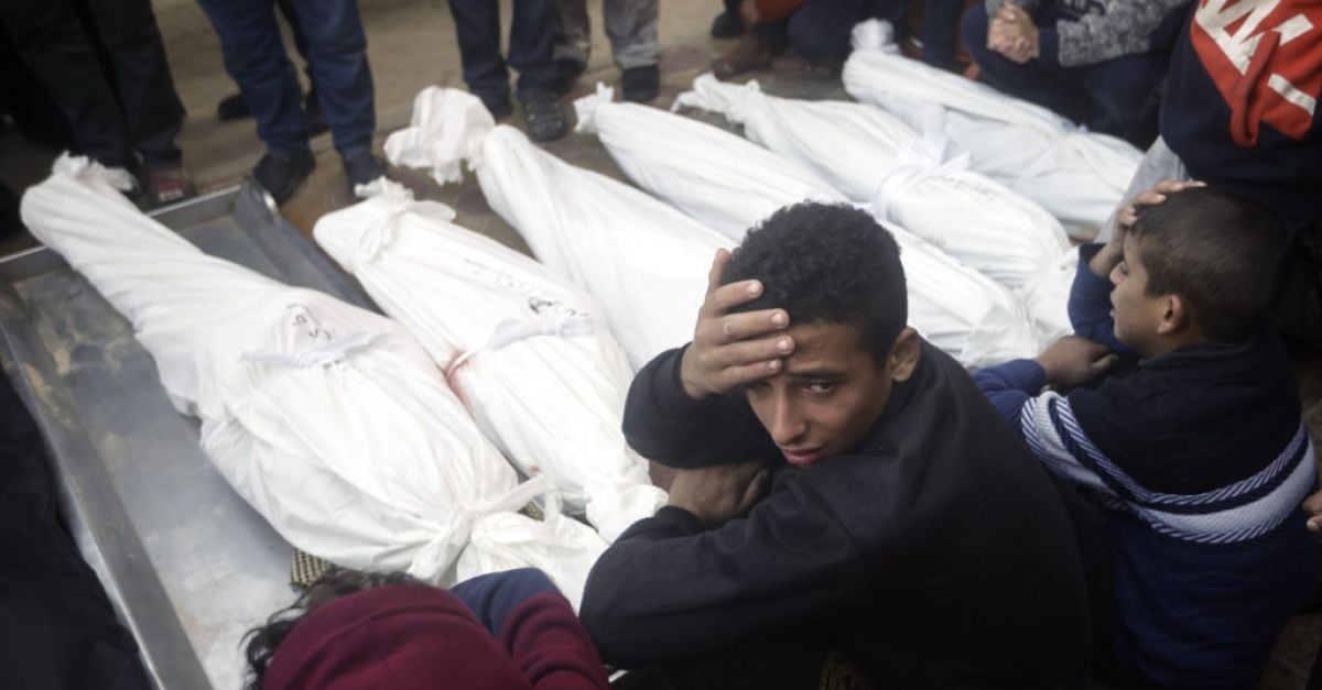 Въздушен удар уби 12, предимно деца, в зоната на Газа, обявена за безопасна зона от Израел