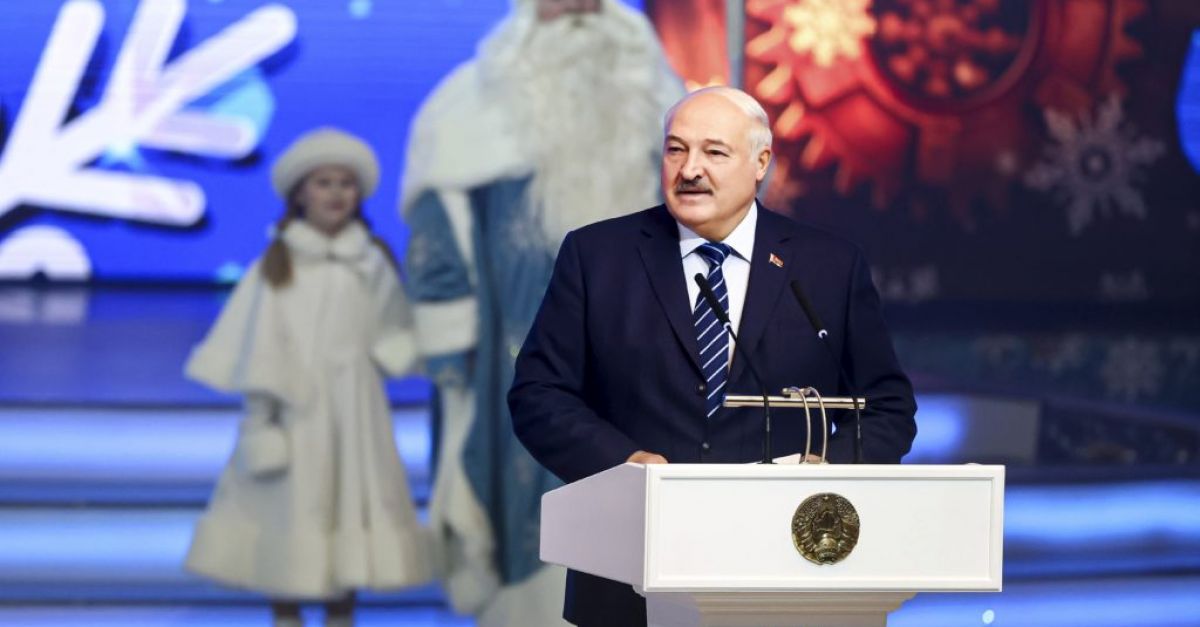 Беларуският президент Александър Лукашенко подписа нов закон в четвъртък който