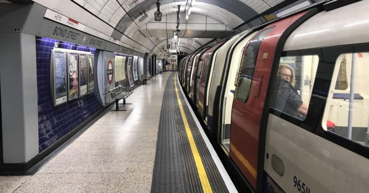 Стачките на служителите на лондонското метро ще продължат от петък