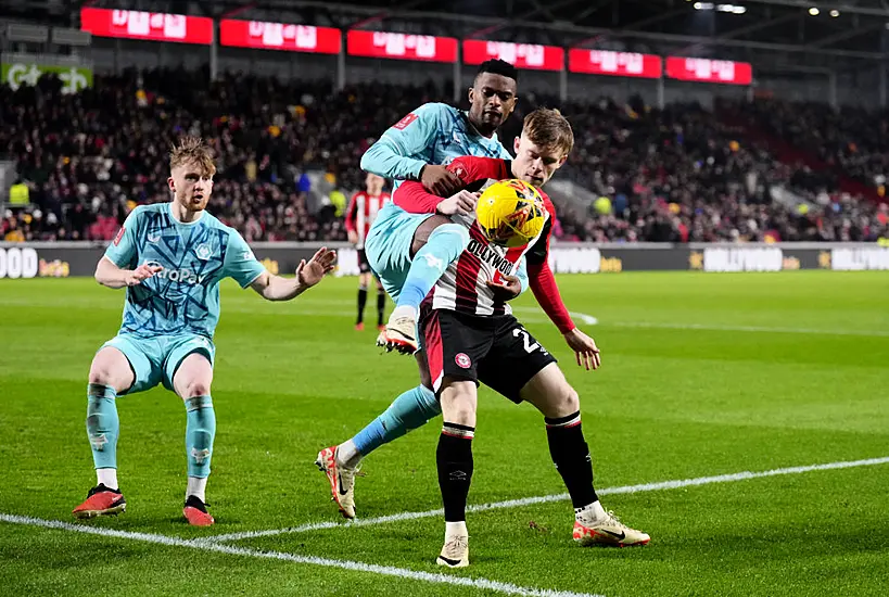 Wolves Earn Replay Against Brentford Despite Early Joao Gomes Dismissal