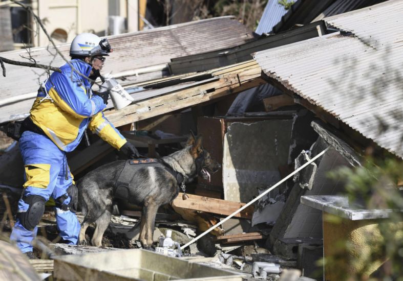 Death Toll From Japanese Quakes Rises To 126 As Rain And Snow Bring New Threat