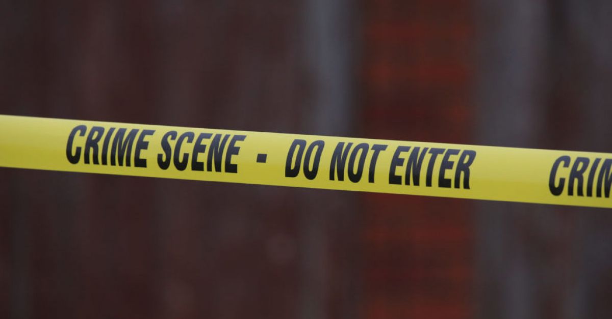 Полицейско разследване съобщава за изстрели през прозореца на къща