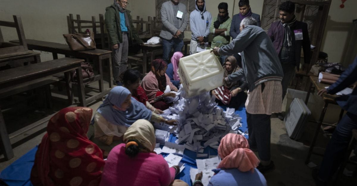 Преброяването на гласовете на парламентарните избори в Бангладеш беше в