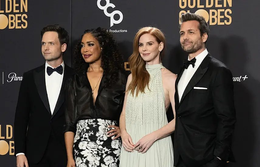 Suits Cast Reunites On Stage At Golden Globes