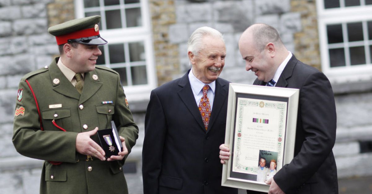 Синът на войник, убит от ИРА, приветства плана за ограничаване на използването на „Óglaigh na hÉireann“
