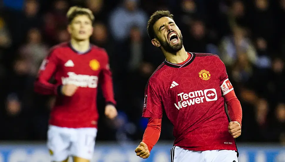 Manchester United Ease Into Round Four With Win At Wigan