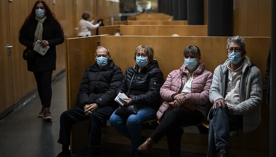 Spain Makes Masks Mandatory In Hospitals After Spike In Covid And Flu Cases