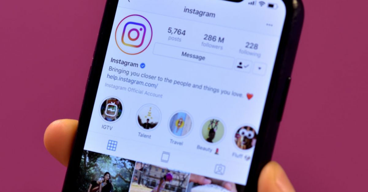 Meta ще ограничи повече съдържание за тийнейджъри във Facebook и Instagram
