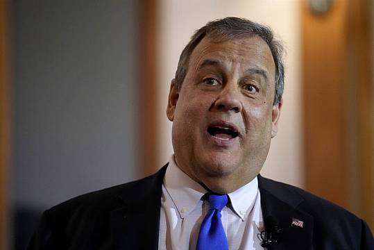 Christie Withdraws From Us Presidential Race In Bid To Thwart Trump