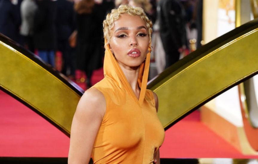 Fka Twigs Blasts ‘Double Standards’ Over Ban On Calvin Klein Poster