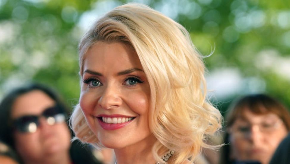 Holly Willoughby Prepares To Return To Dancing On Ice After Tv Break