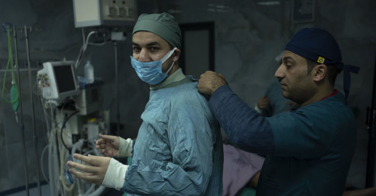 Бедствие, „по-голямо от всички нас“, предупреждава лекар от Ивицата Газа