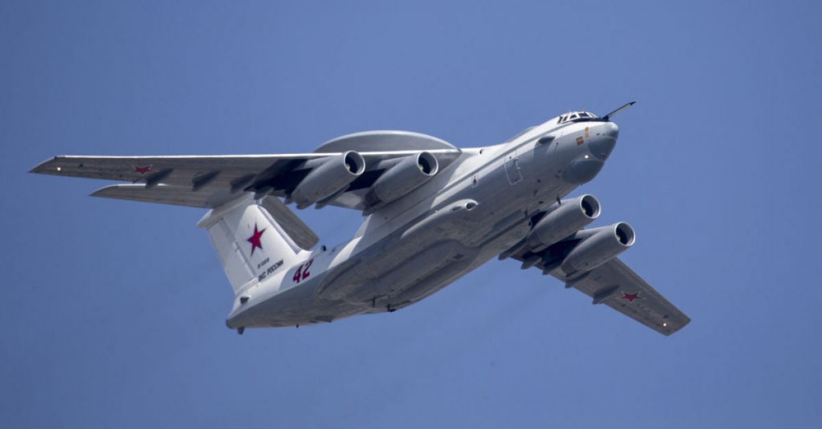 Украинските военновъздушни сили свалиха руски самолет за ранно предупреждение и