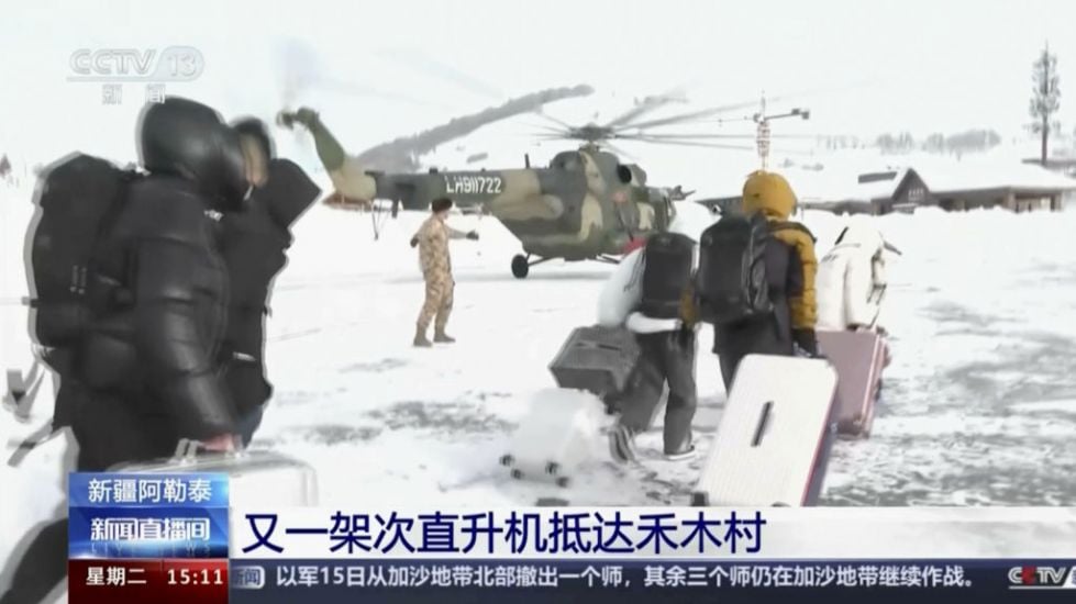 Stranded Tourists Evacuated After Multiple Avalanches Trap 1,000 People In China