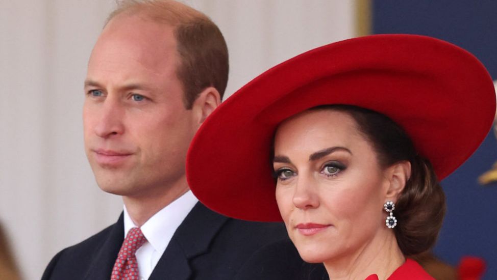 Kate Middleton In Hospital After Undergoing Abdominal Surgery
