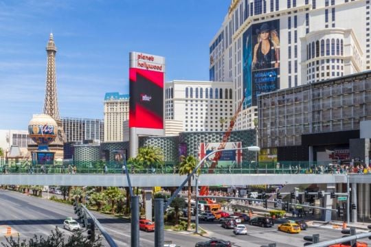 Tourists Face Fines For Snapping Photos On Las Vegas Strip Pedestrian Bridges
