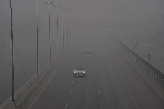 Toxic Smog Which Shrouds Lahore Poses Cross-Border Challenge In South Asia