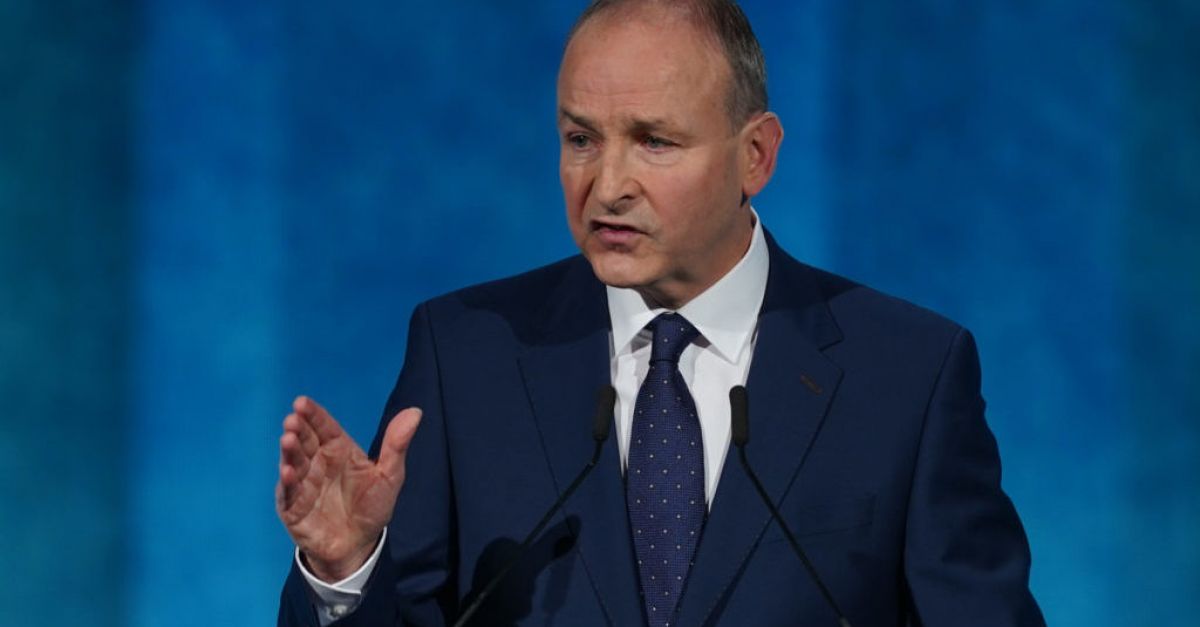 Tánaiste Micheál Martin каза че палежите на сгради в цялата