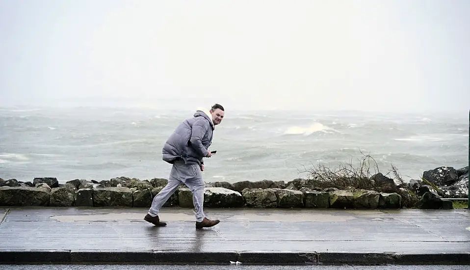 Storm Isha: More Than 170,000 Homes Without Power As 'Destructive' Gusts Hit Ireland