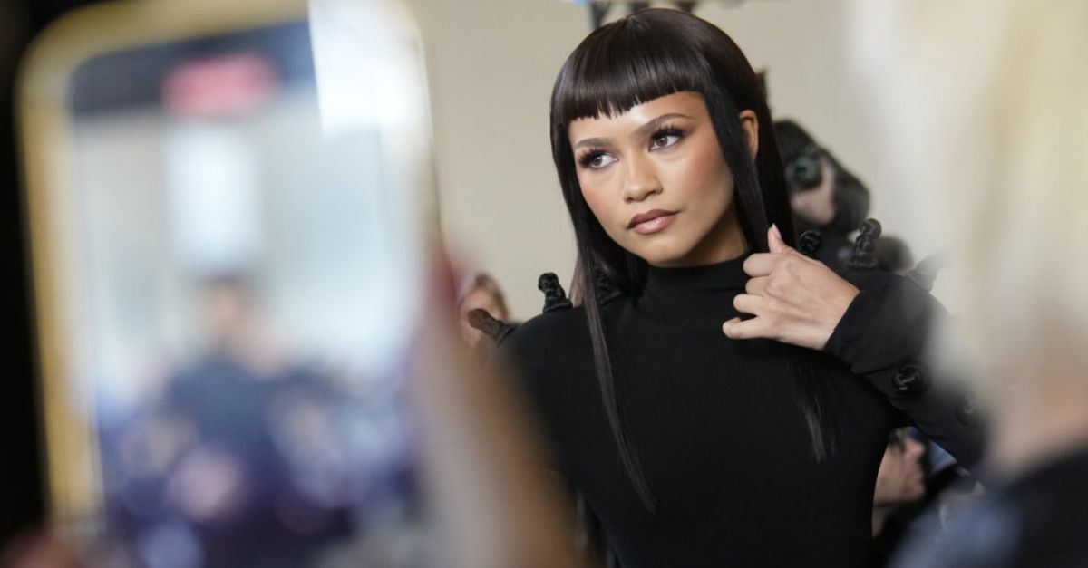 Зендая дебютира с смела нова прическа на Седмицата на висшата мода в Париж