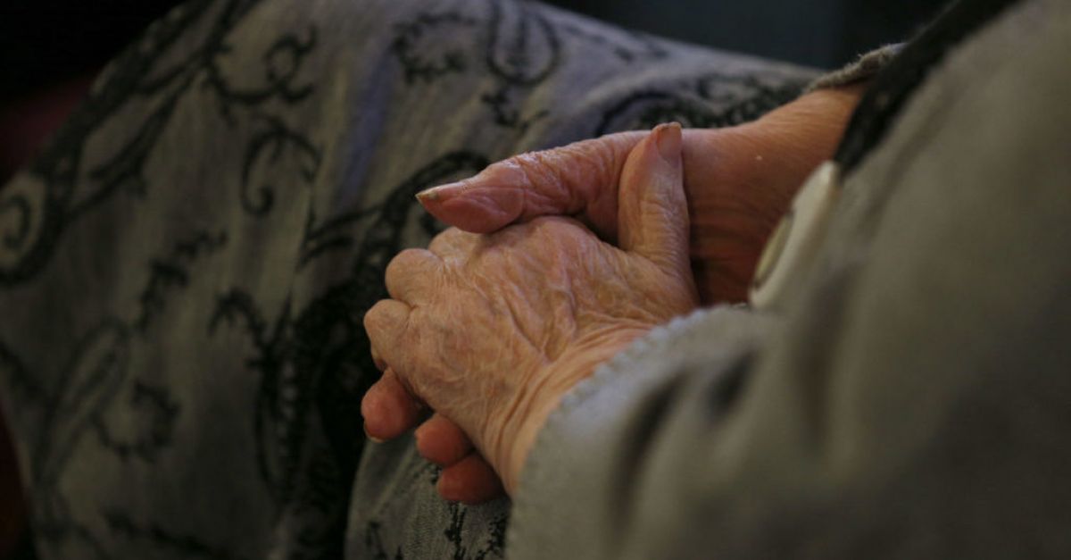 Броят на възрастните хора с жилищни затруднения се увеличава, казват благотворителните организации