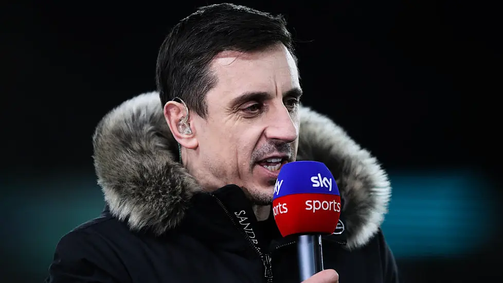 Gary Neville Mixes It Up And Turns To The Decks For Dj Debut At Music Festival