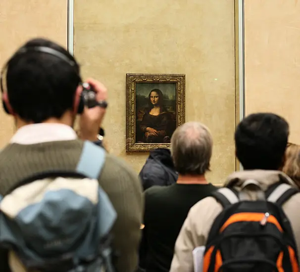 Two People Arrested After Protesters Throw Soup At Mona Lisa