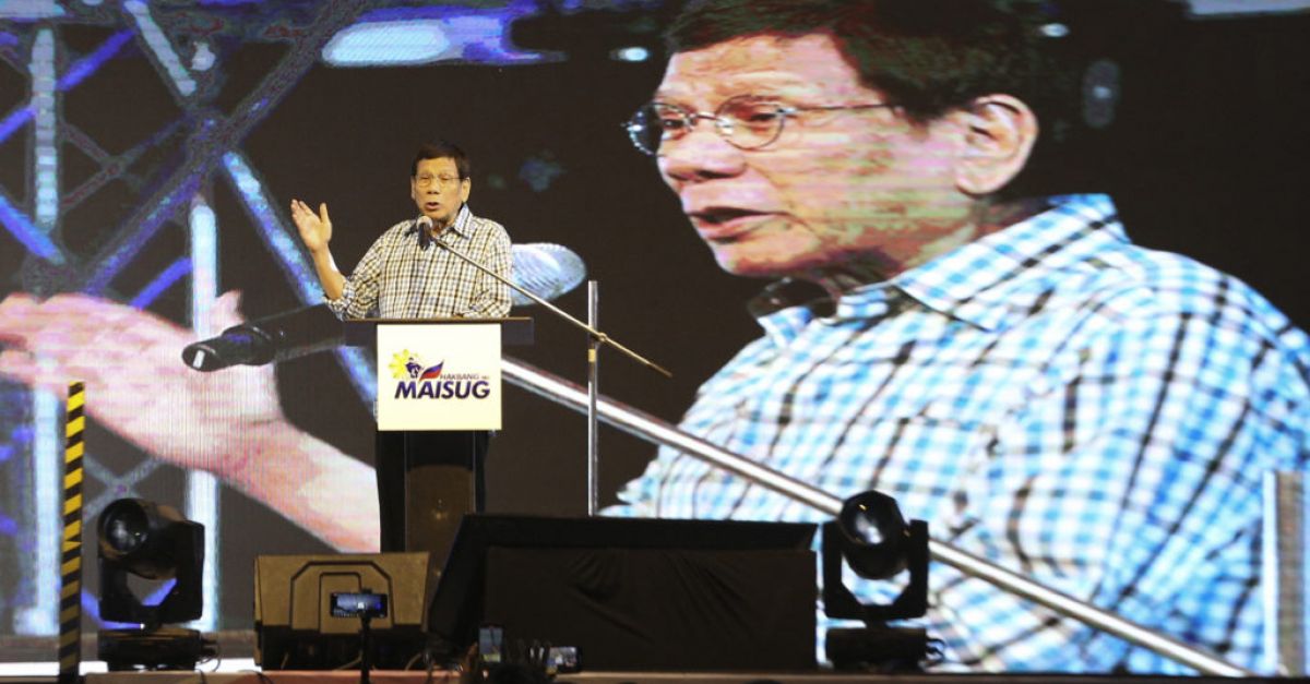 Бившият лидер на Филипините Дутерте атакува Маркос