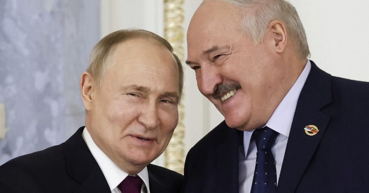 Путин и Лукашенко се срещат в Санкт Петербург, за да обсъдят разширяването на съюза