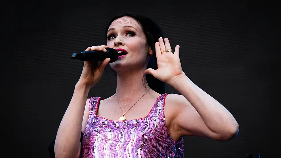 Sophie Ellis-Bextor To Perform Murder On The Dancefloor At Baftas