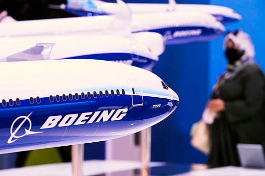 Boeing Cuts Q4 Loss To $30M – Before Jet Lost Panel Mid-Flight