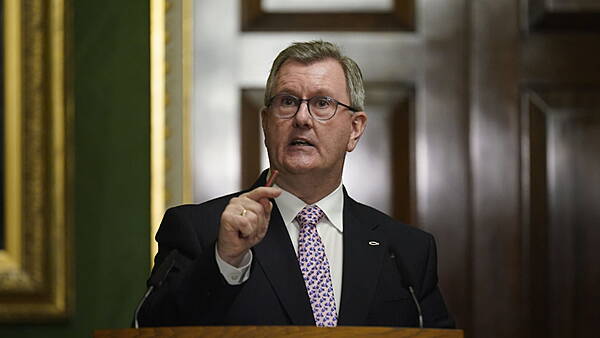 Kildare Nationalist — Donaldson will hold UK government's 'feet to the fire' over Stormont deal - Vimarsana News