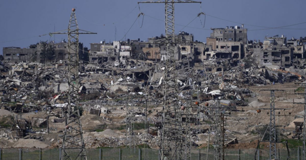 Хамас обмисля план за спиране на боевете, но казва, че иска постоянно прекратяване на огъня
