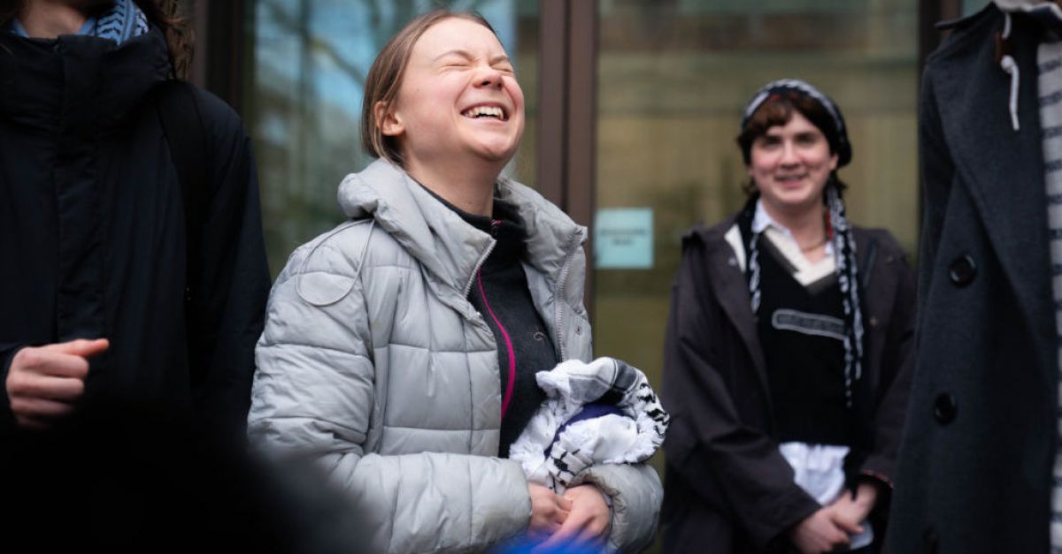 Обвинението за обществен ред на Грета Тунберг в Обединеното кралство е отхвърлено поради незаконни полицейски условия