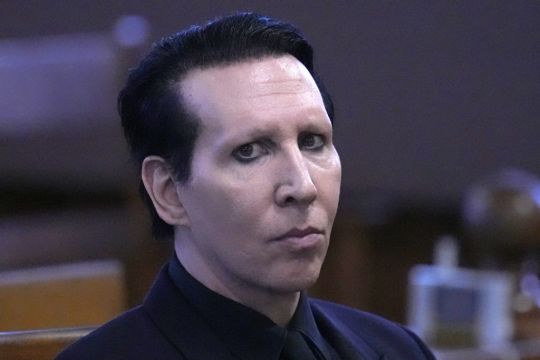 Marilyn Manson Completes Community Service For Blowing Nose On Videographer