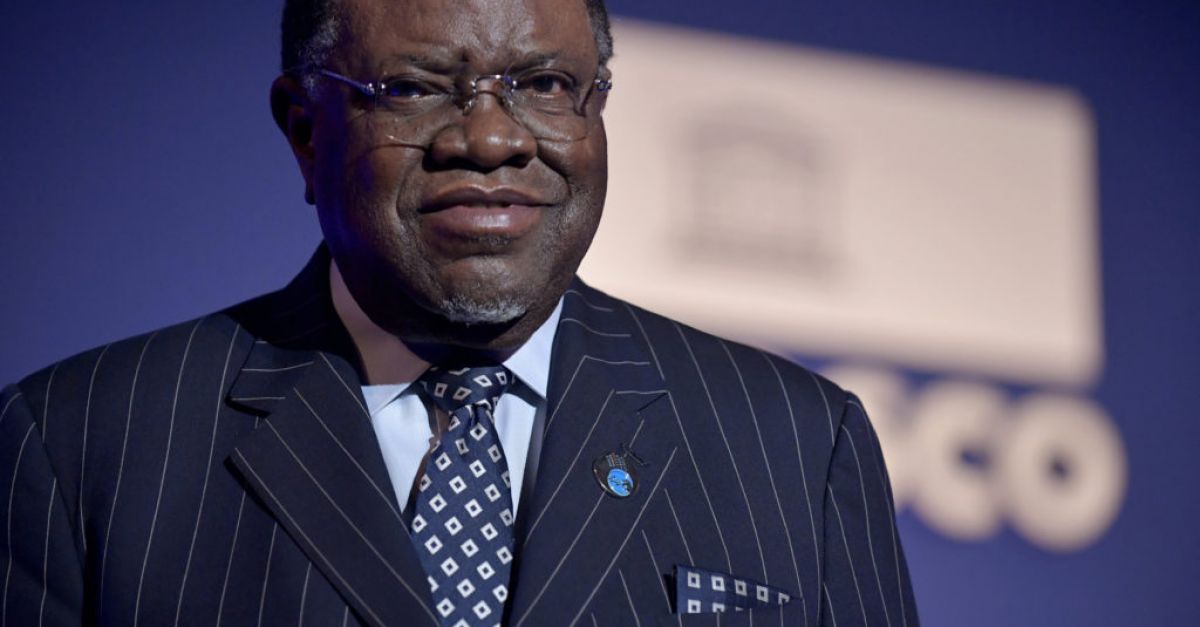 Президентът на Намибия Хаге Гейнгоб почина в неделя, докато получаваше