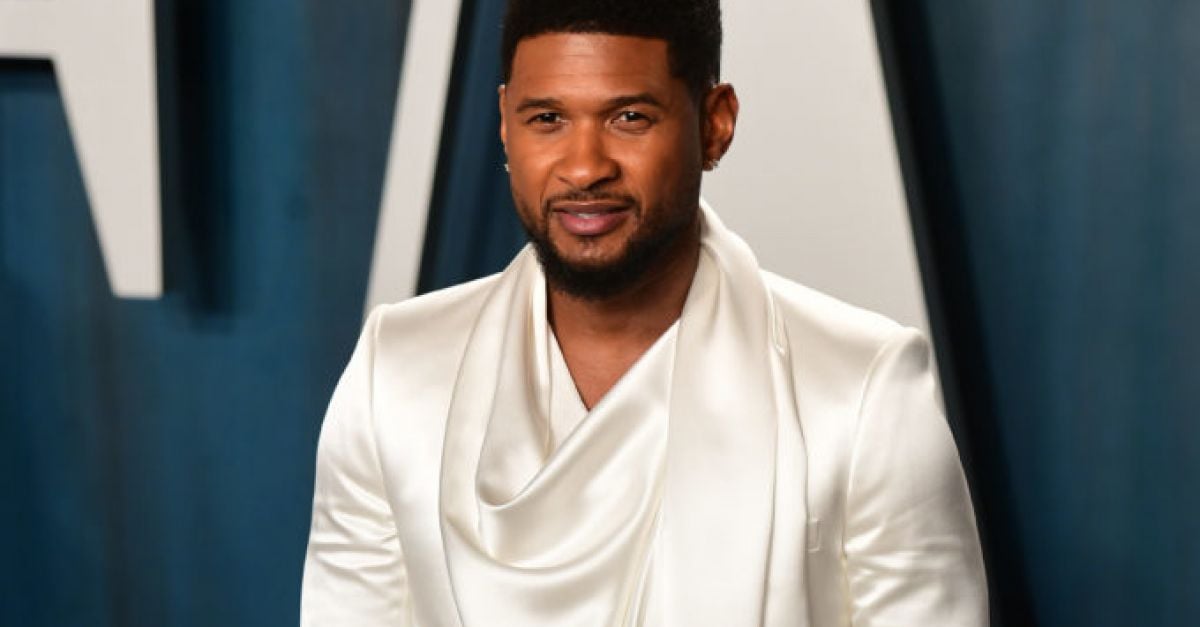 Usher се съблече за кампанията на Skims преди шоуто на полувремето на Super Bowl