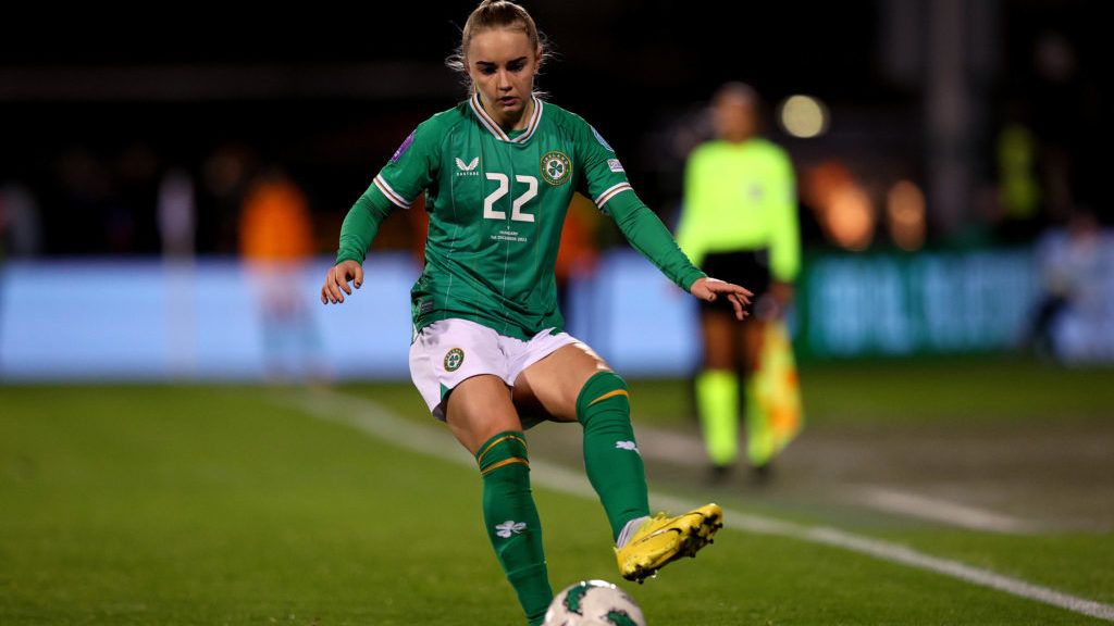 Irish abroad: Izzy Atkinson scores on debut and Leanne Kiernan returns from injury