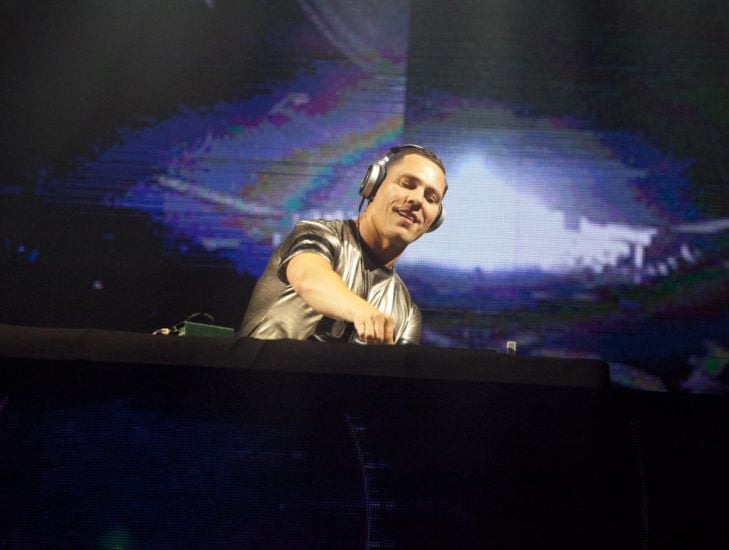 Superstar Dj Tiesto Pulls Out Of Super Bowl Show ‘For Family Reasons’