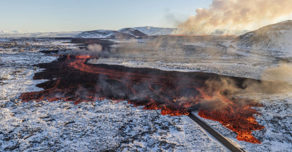 Вулканично изригване в югозападна Исландия изглежда е затихнало въпреки че